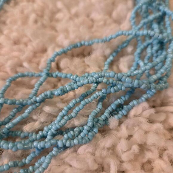 Seed Bead multi strand necklace red pendant - Picture 8 of 8